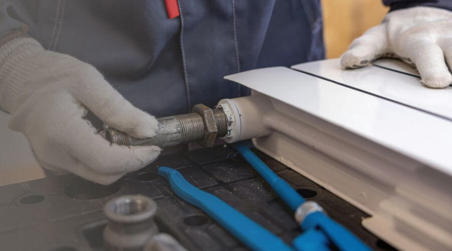 Professional water heater repair services in Mounds, IL